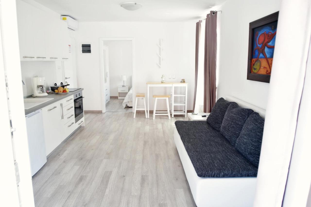 ראב Rab Apartments Aurora מראה חיצוני תמונה
