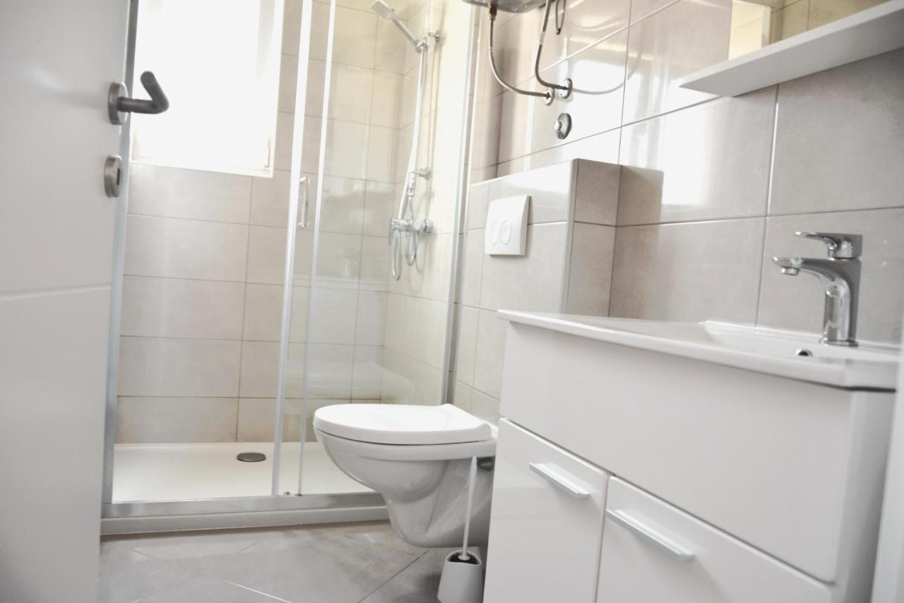 ראב Rab Apartments Aurora מראה חיצוני תמונה