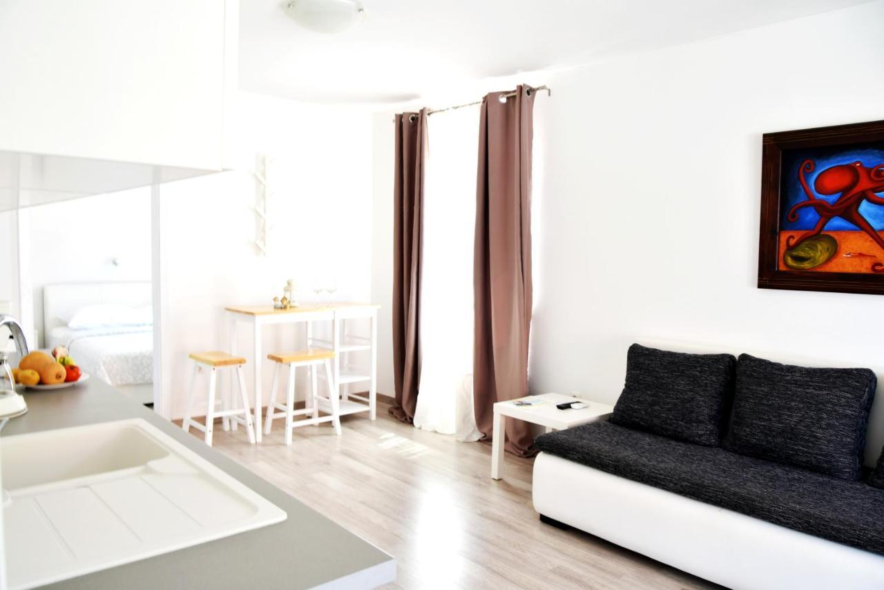 ראב Rab Apartments Aurora מראה חיצוני תמונה
