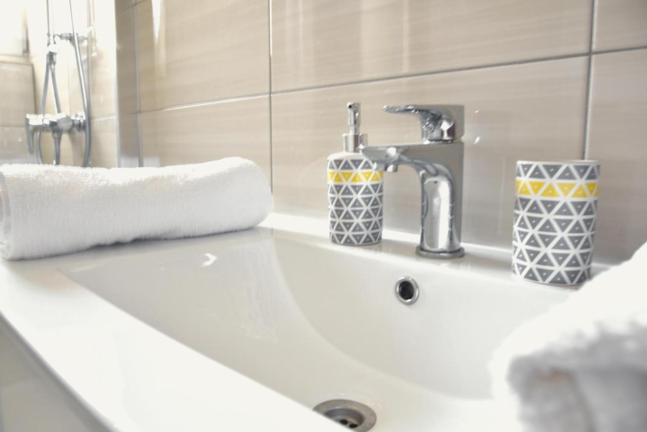 ראב Rab Apartments Aurora מראה חיצוני תמונה