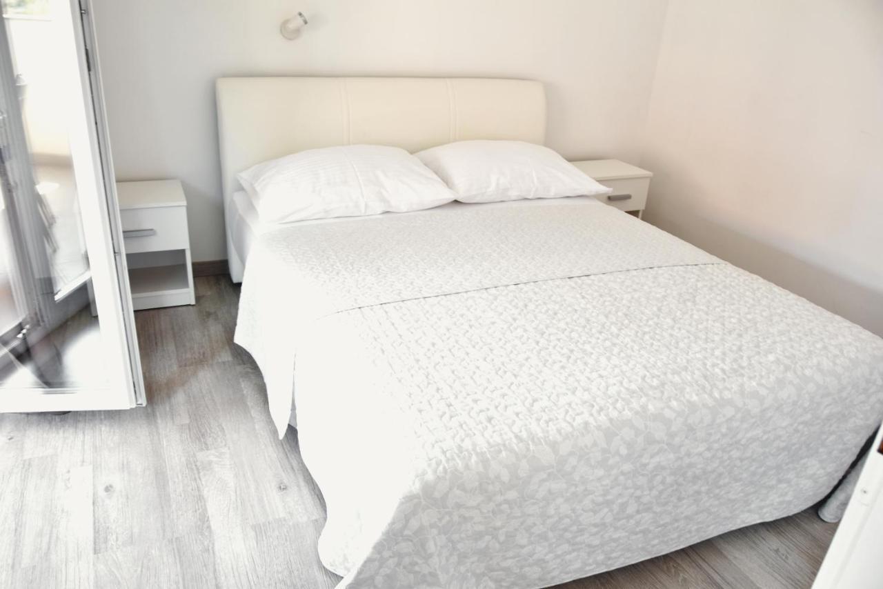 ראב Rab Apartments Aurora מראה חיצוני תמונה